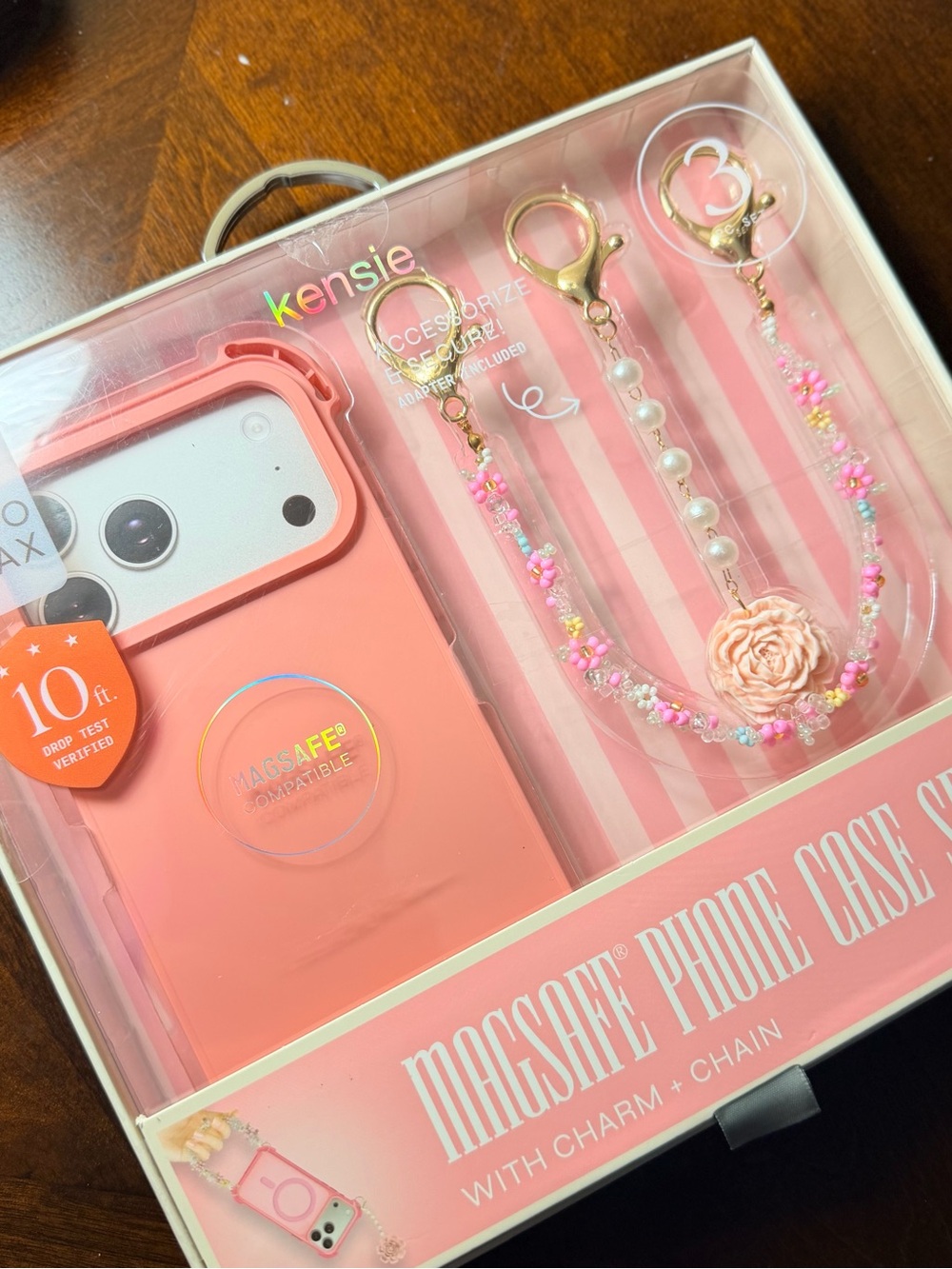 kensie Pink MagSafe-Compatible Phone Case with Floral Pearl Charm Chain